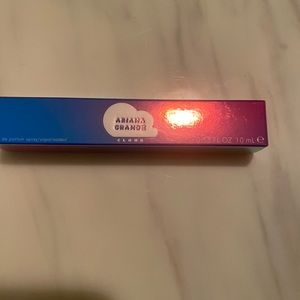 ARIANA GRANDE CLOUD TRAVEL SIZE BOTTLE